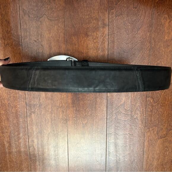 Streets Abound Black Belt with Silver Circle Textured Buckle Made in USA Size 34 - Picture 7 of 14
